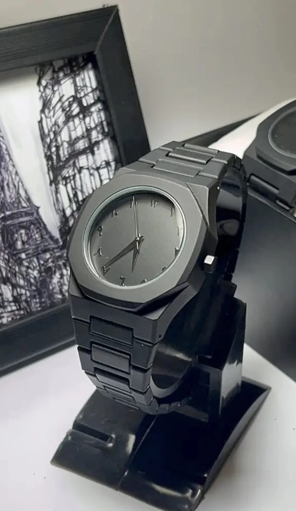 Full Black Aura Quartz Watch – Lightweight Design, With Stainless Steel